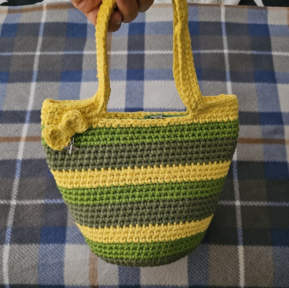 Crochet Mini Bag - Picture 2 of 3